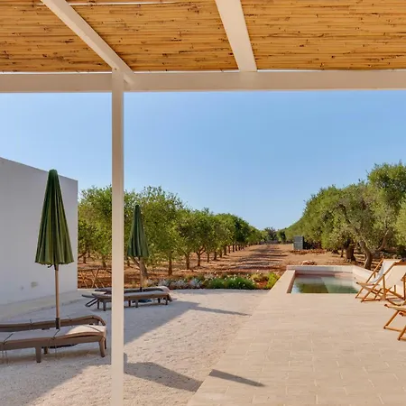 Сasa de vacaciones Designer With Pool Near Ostuni