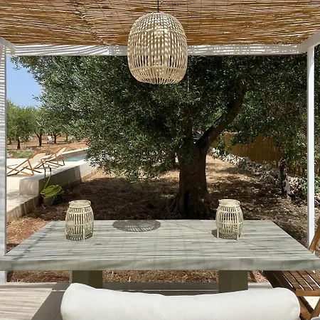 Сasa de vacaciones Designer With Pool Near Ostuni