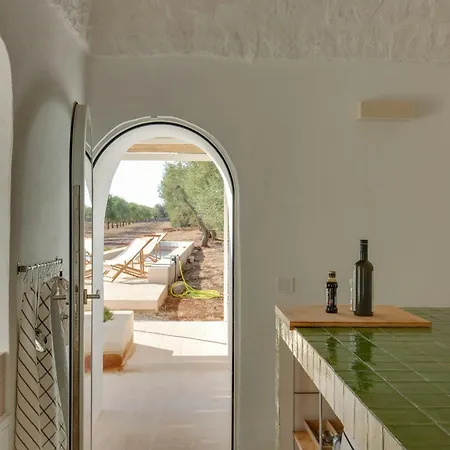 Designer With Pool Near Ostuni