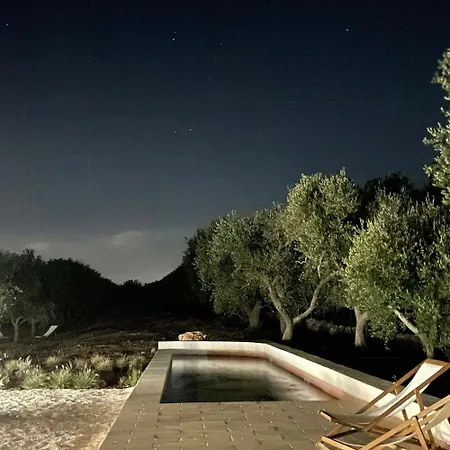 Designer With Pool Near Сasa de vacaciones Ostuni
